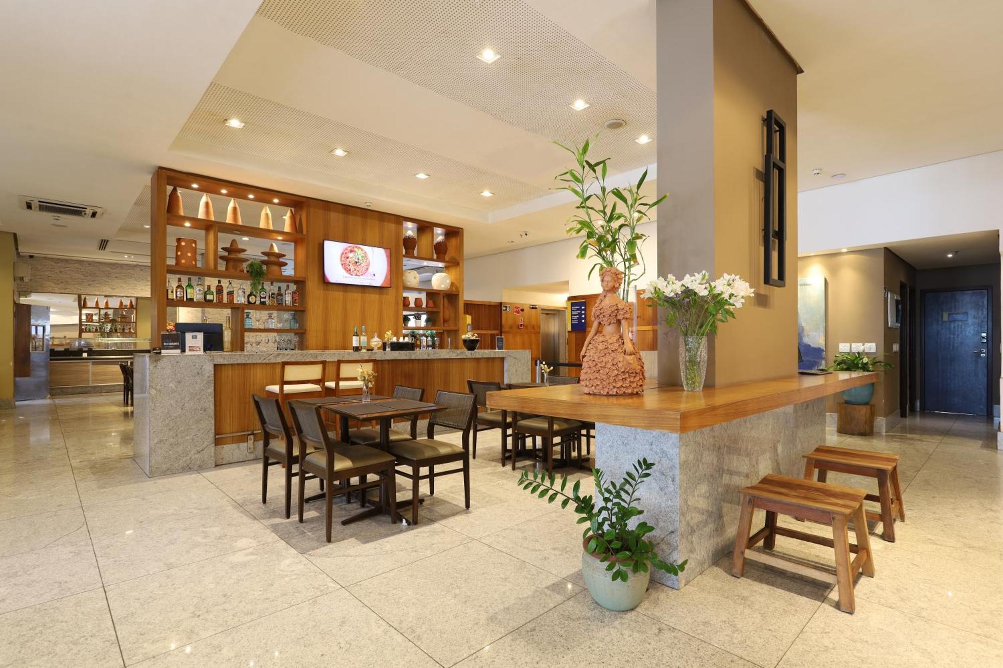 Hy Apartaments & Hotels-Boa Viagem Recife Buitenkant foto